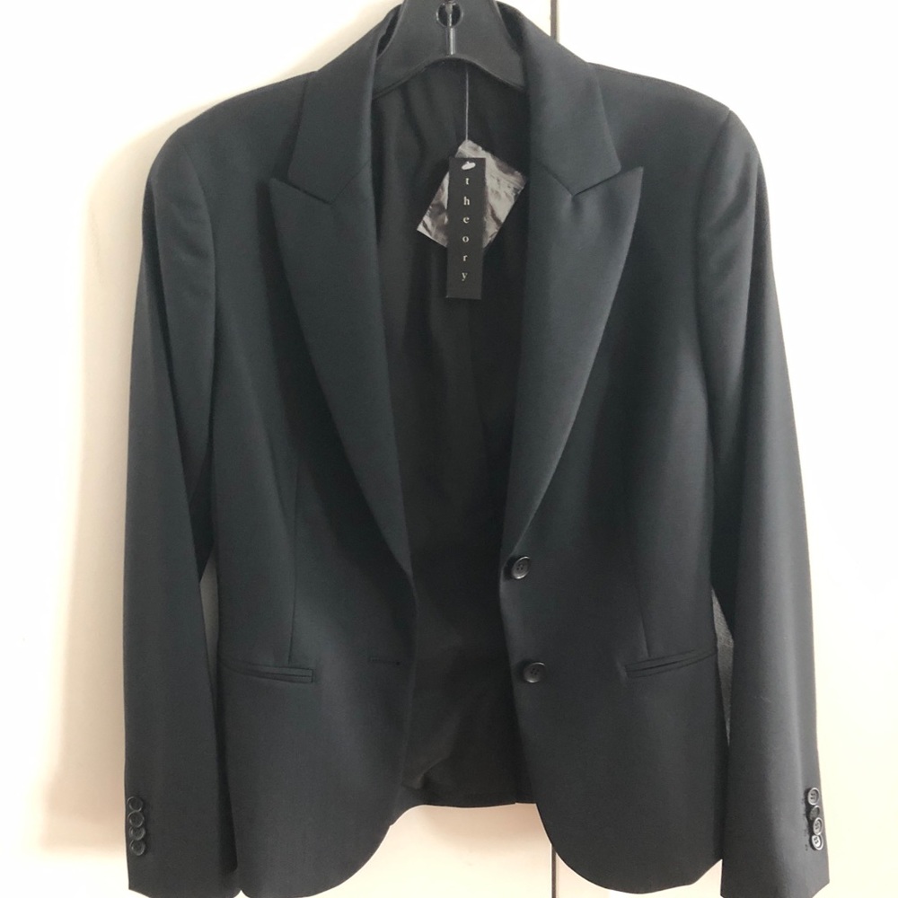 Theory Nichelle blazer black size 2 NWT